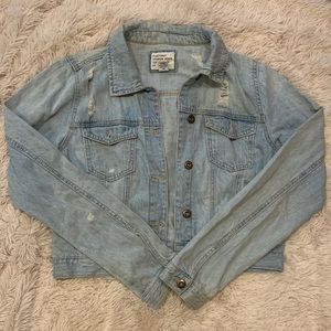 Forever 21 distressed cropped denim jacket